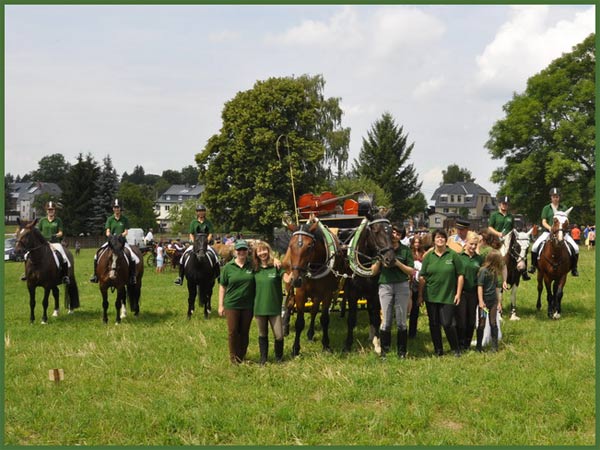 Vereinsbild anlässlich Bergfest Markneukirchen